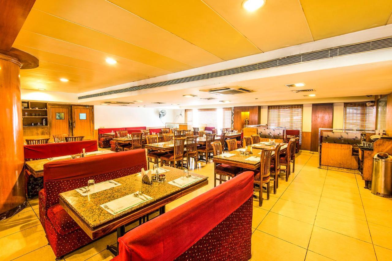 Fabhotel Blossoms Service Apartment - T Nagar Madras Buitenkant foto